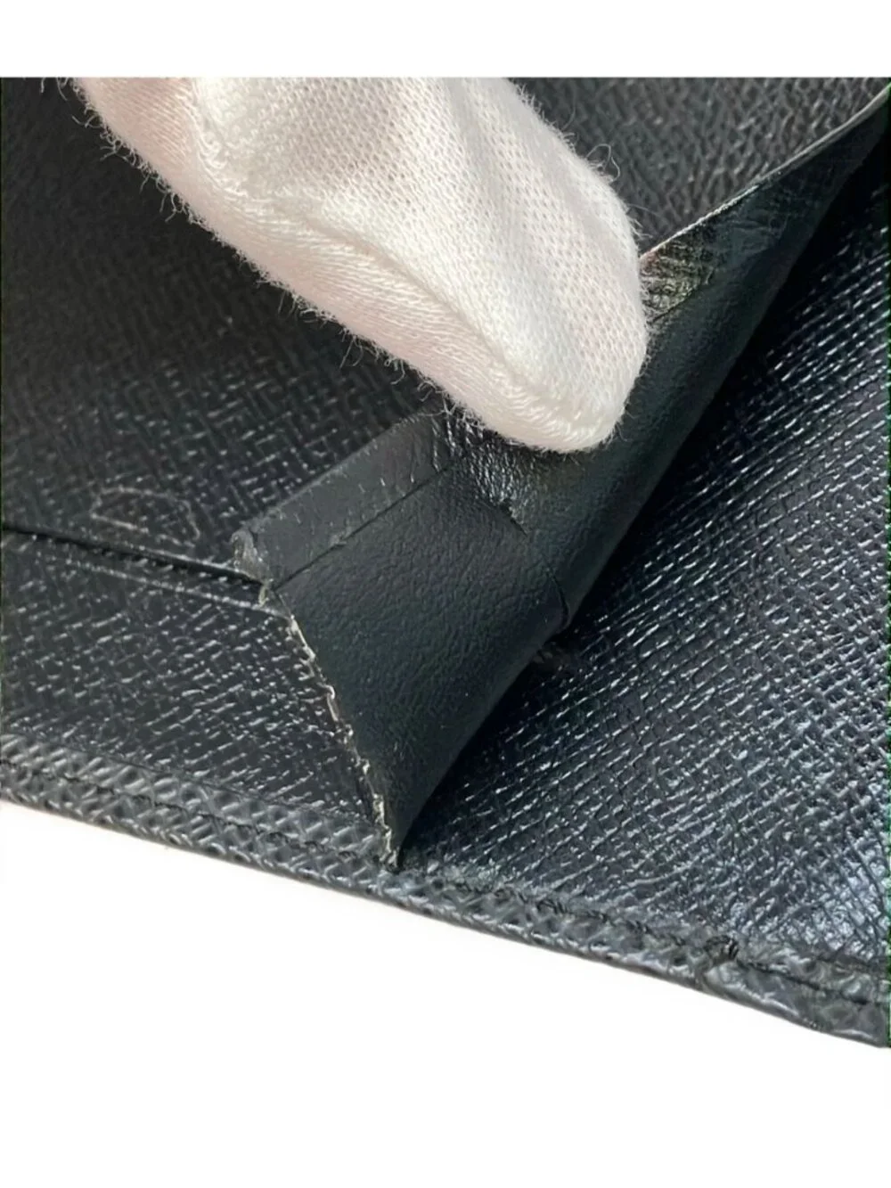 Louis Vuitton Notebook Cover Agenda Horizontal Taiga &